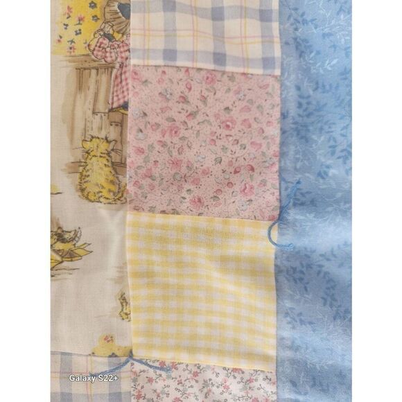 Baby toddler blanket quilt made with vintage fabric- little girl on the telephon - Picture 4 of 8